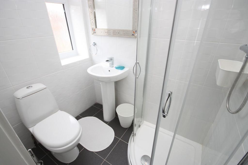 Flat Westway in Greater London