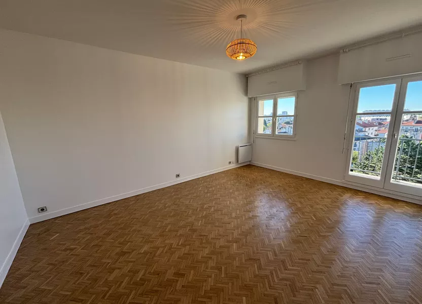 Appartement Avenue Galois à Bourg-la-Reine