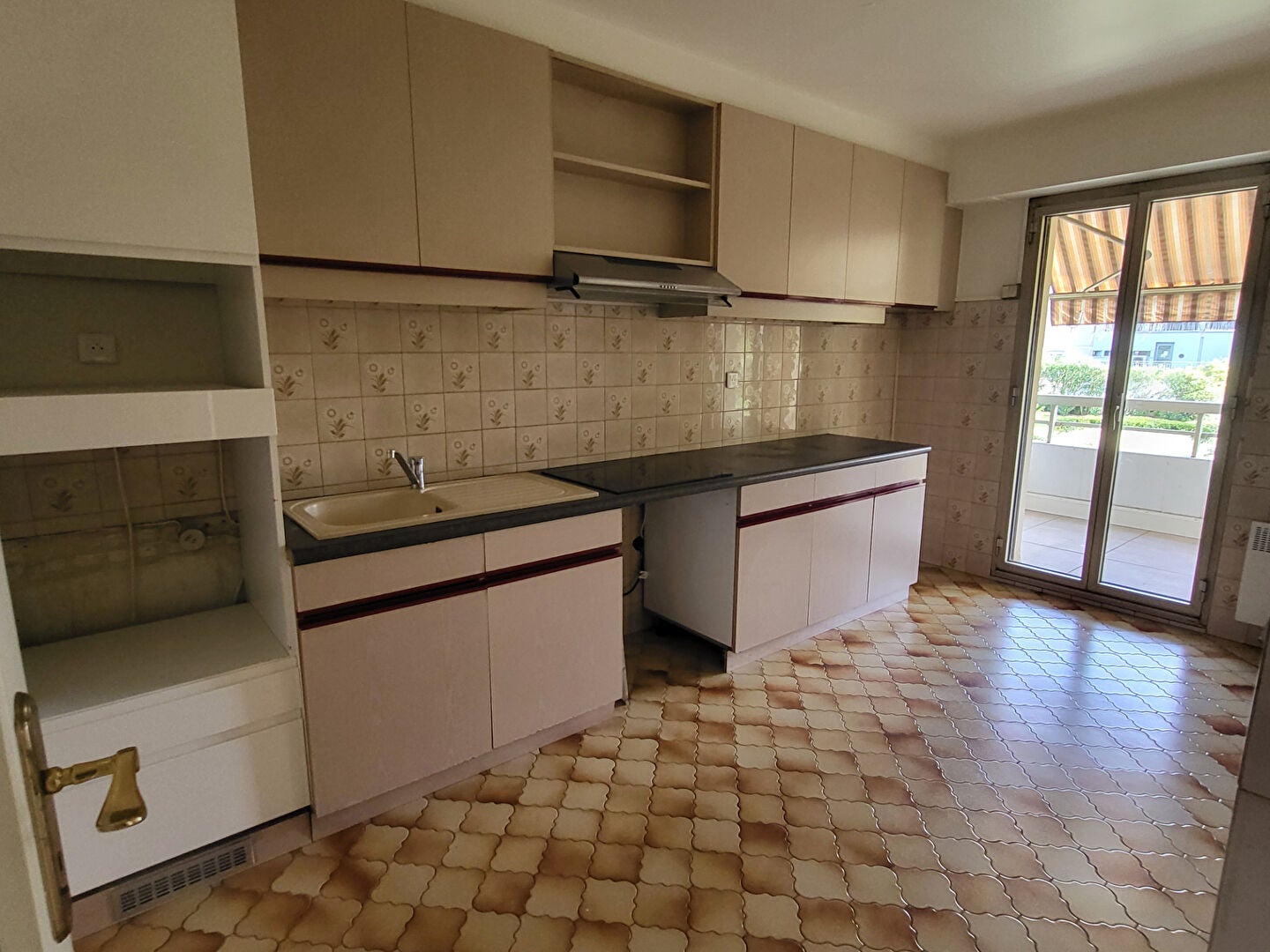 Appartement Avenue Jean Sebastien Barès à Nice