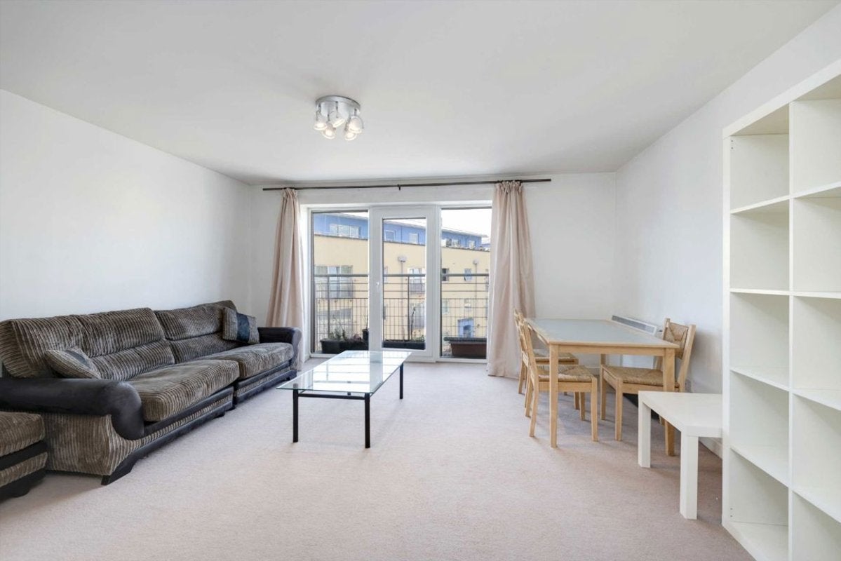 Flat Garford Street in Greater London