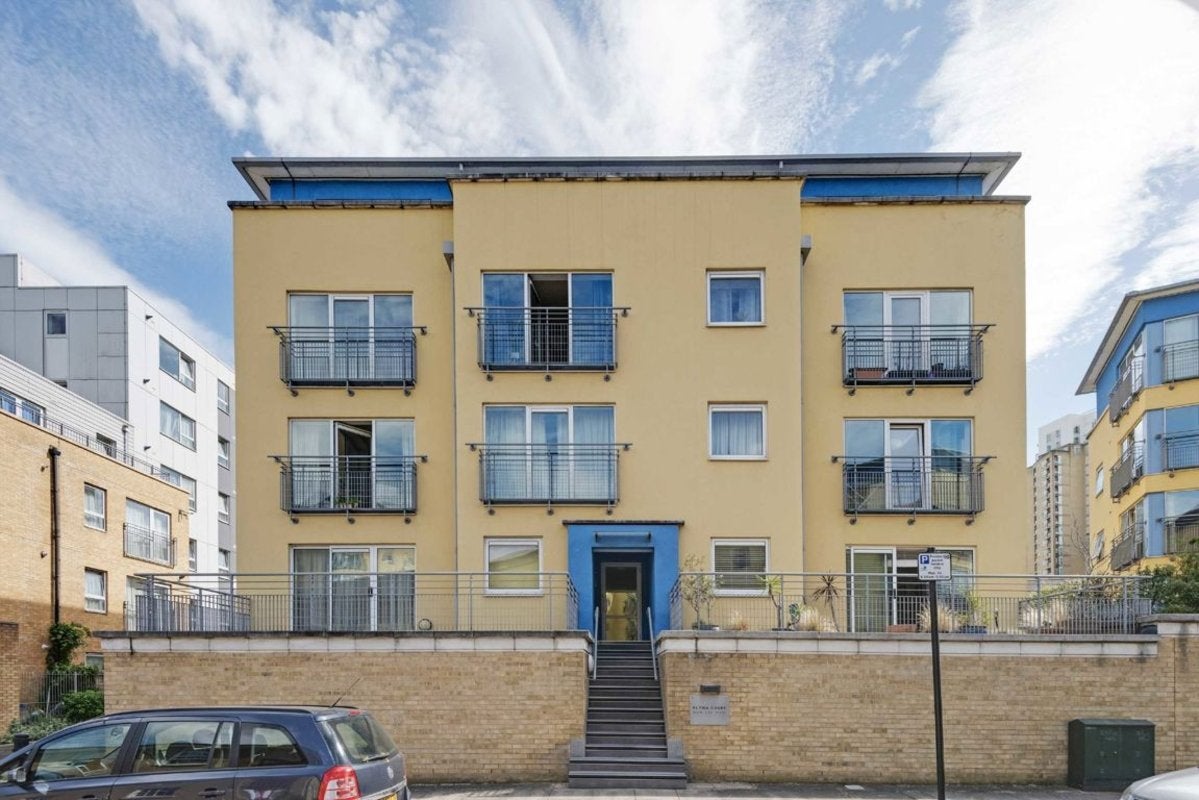 Flat Garford Street in Greater London
