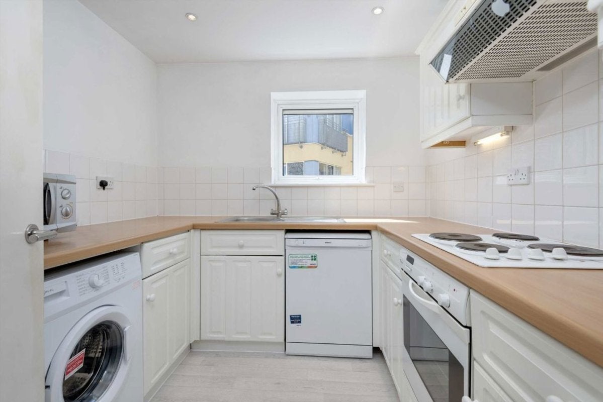 Flat Garford Street in Greater London