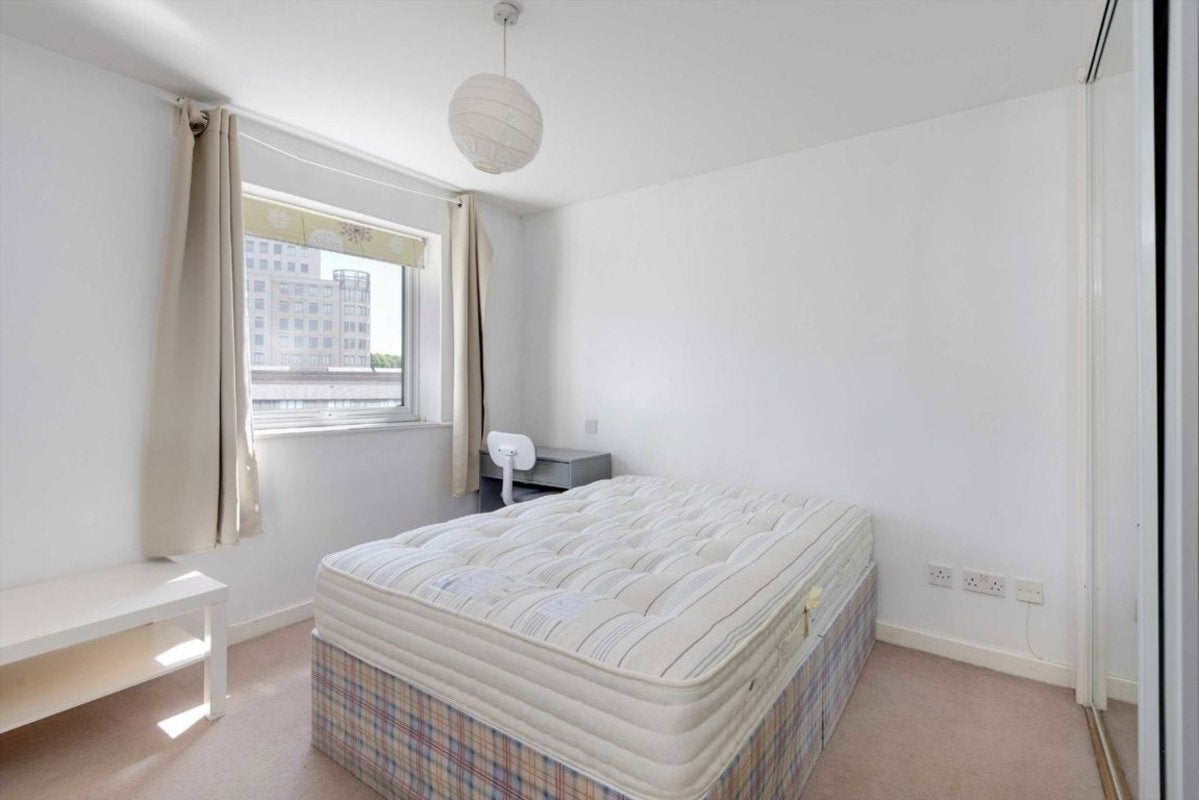 Flat Garford Street in Greater London