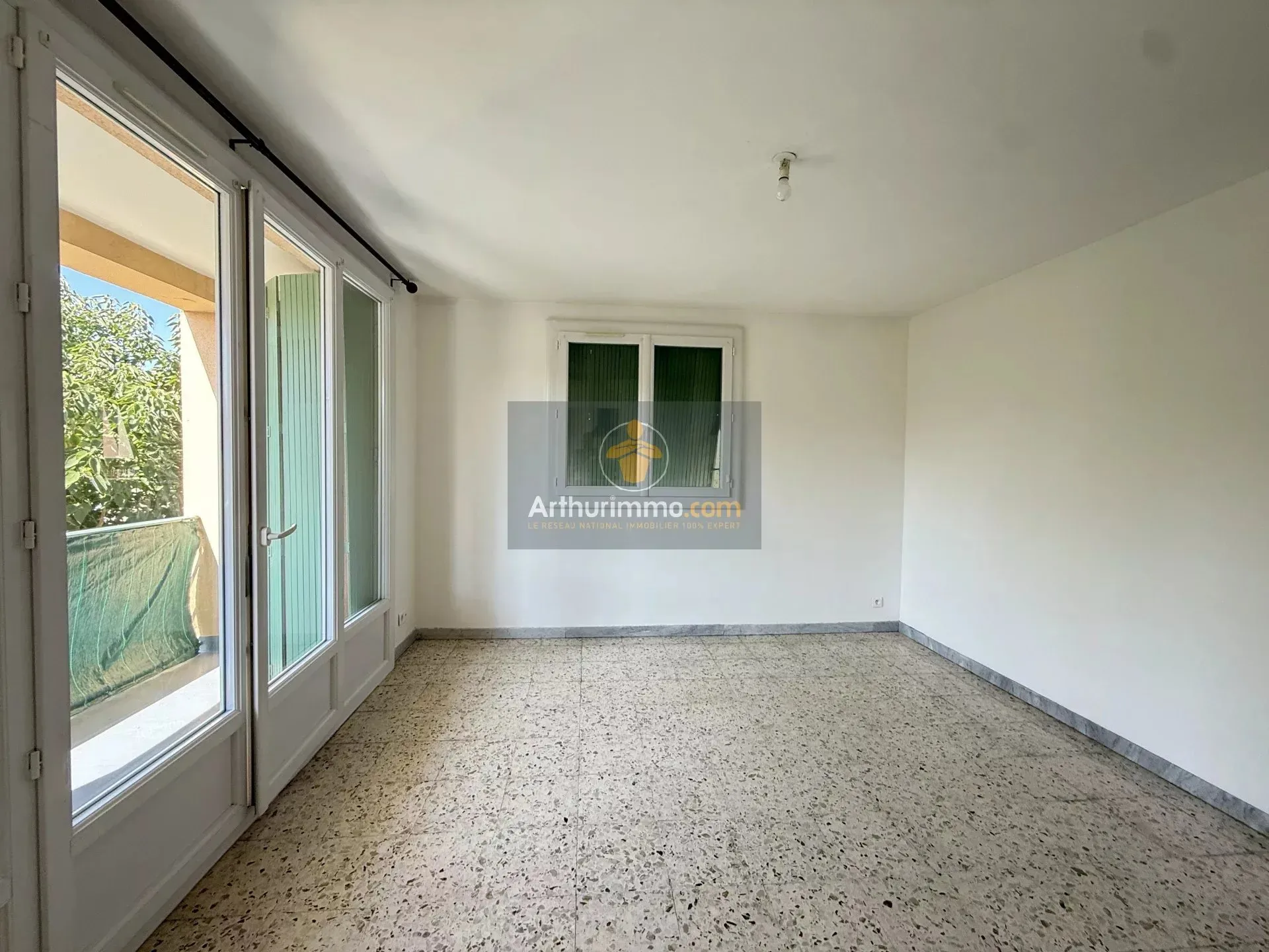 Appartement Rue du Vieux Sextier à Avignon