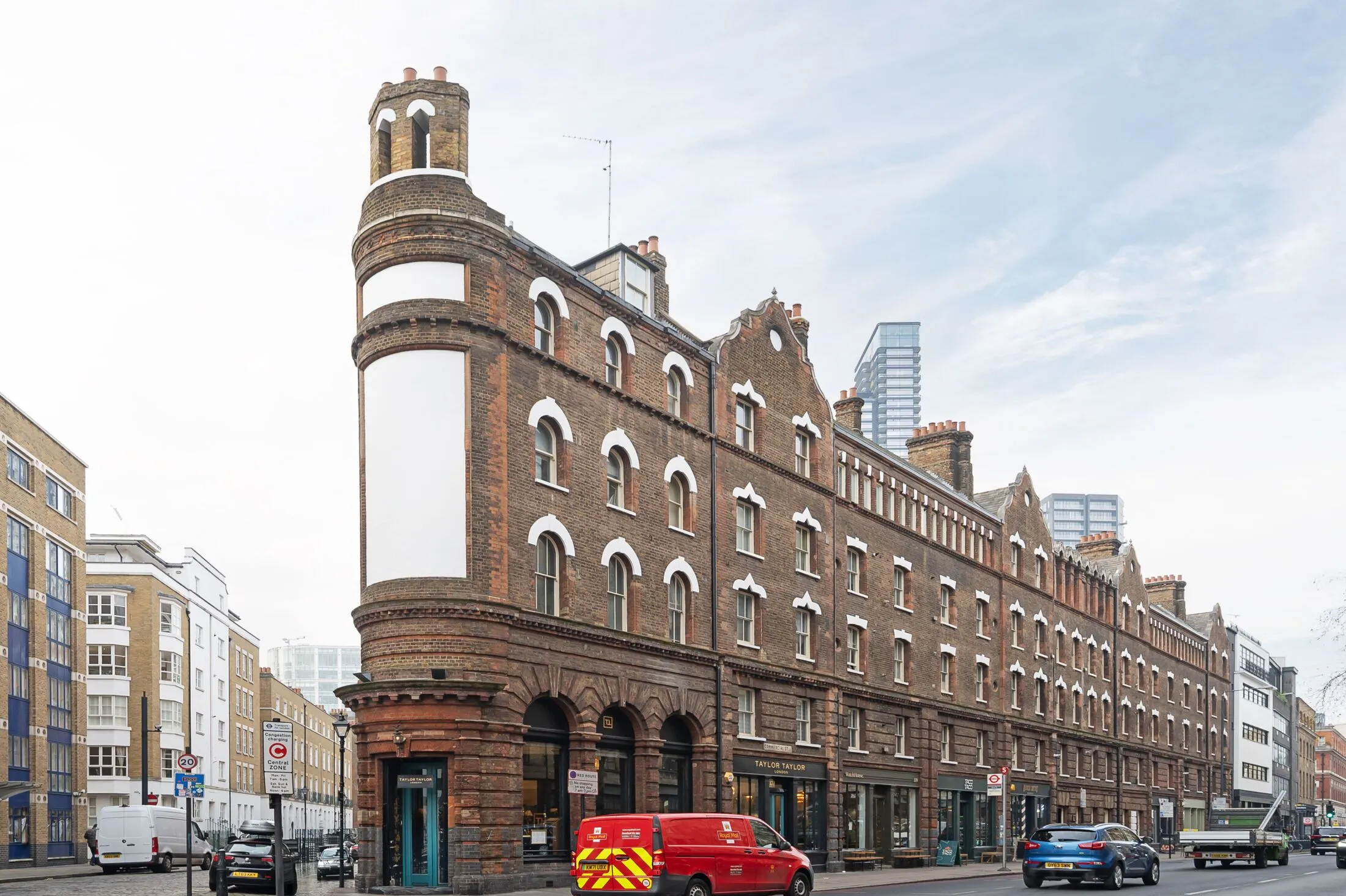 Flat Folgate Street in Greater London