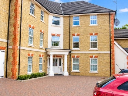 Flat High Road in Hertsmere