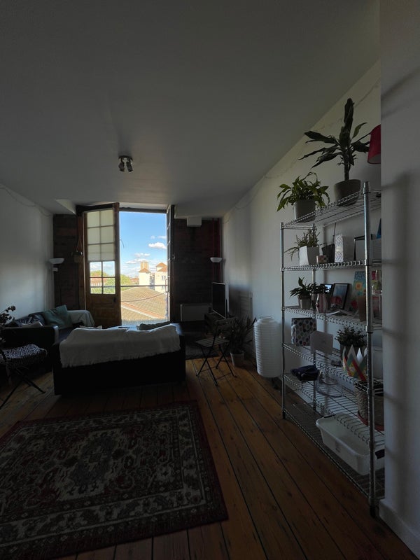 Room Back Church Lane in Greater London
