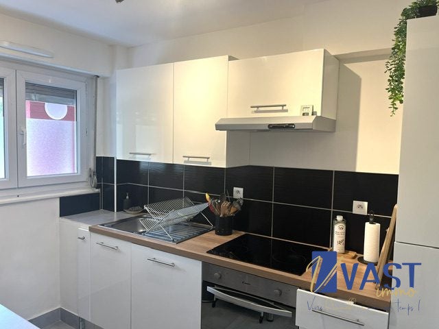 Appartement Rue du Faubourg de Roubaix à Lille
