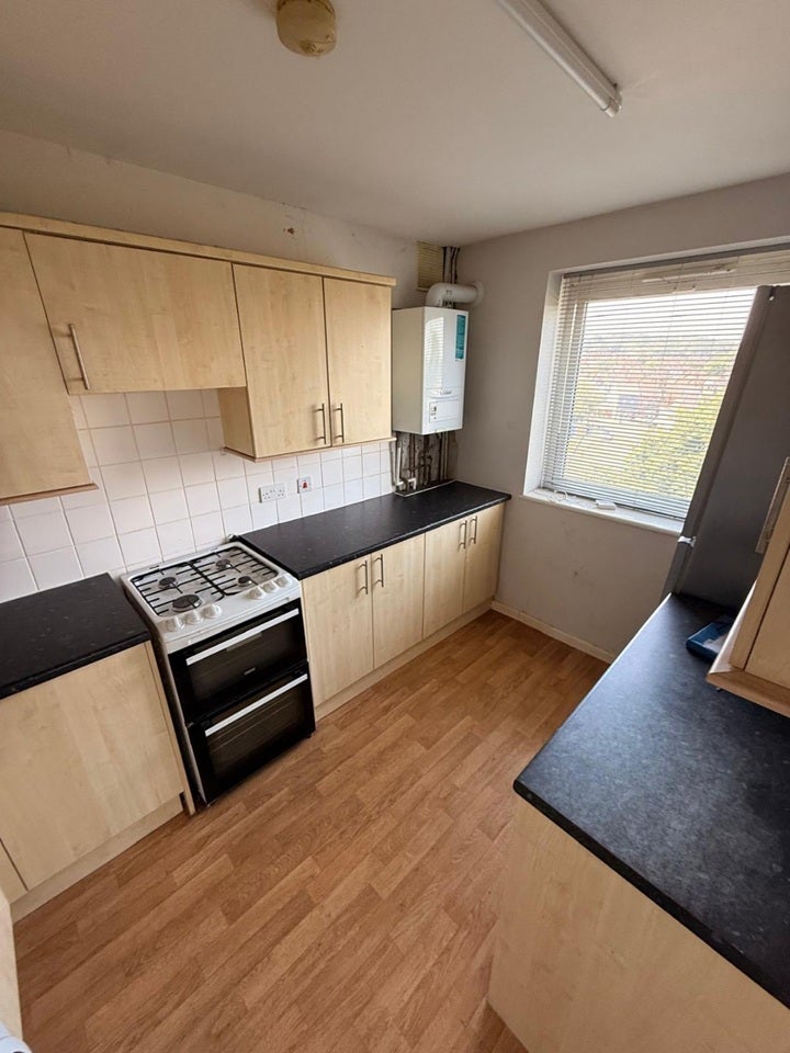 Flat Gilbourne Road in Greater London