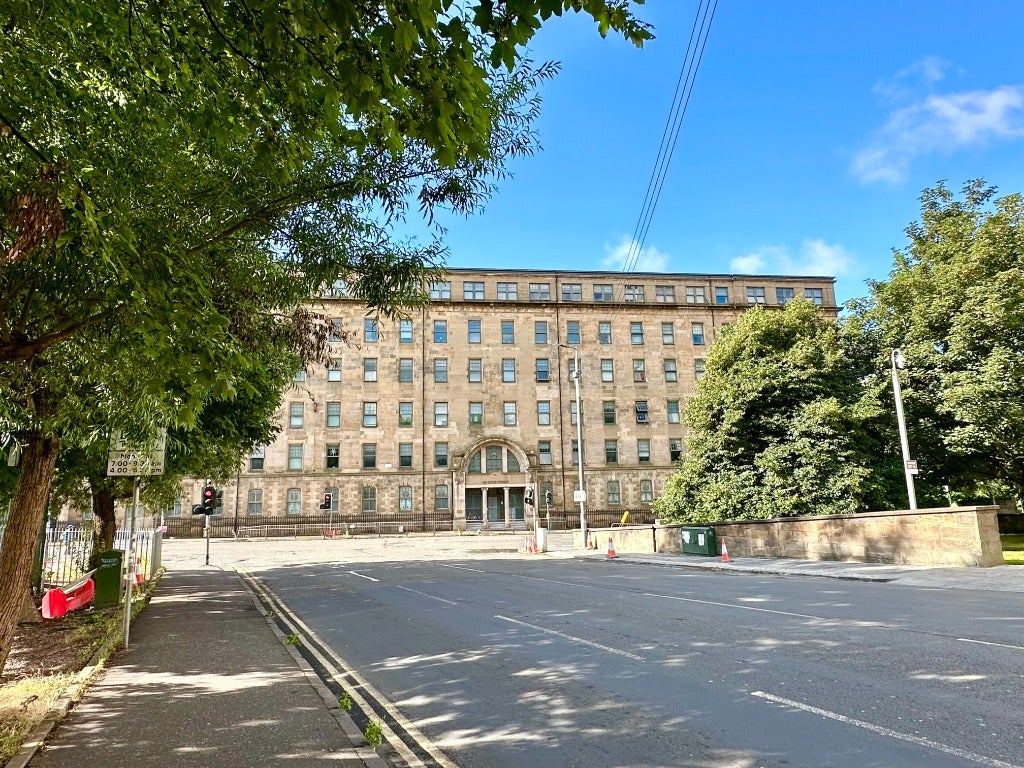 Flat Duke Wynd in Glasgow