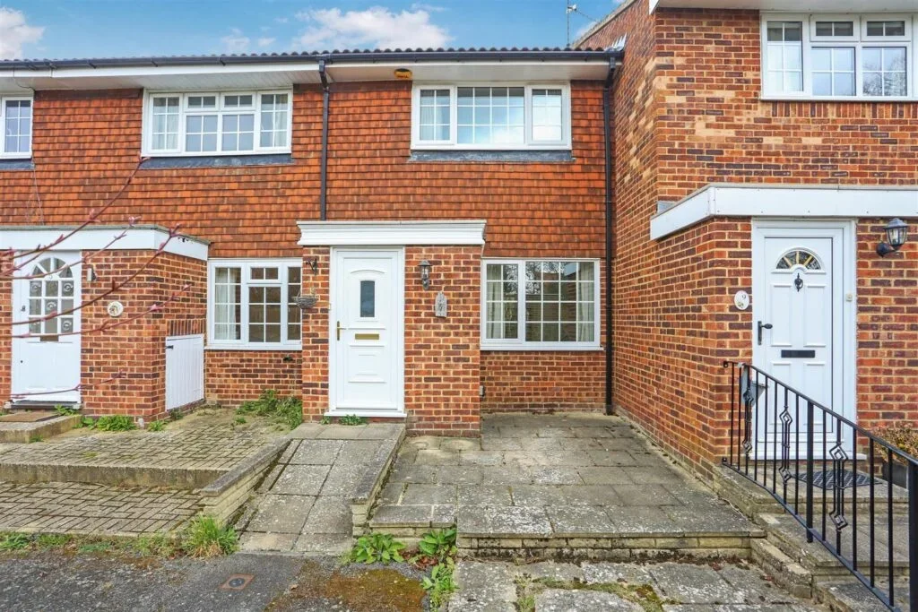 House Tapestry Close in Greater London