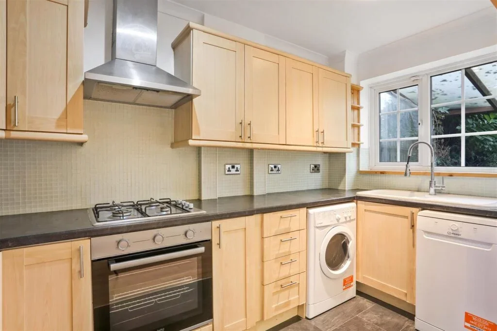 House Tapestry Close in Greater London
