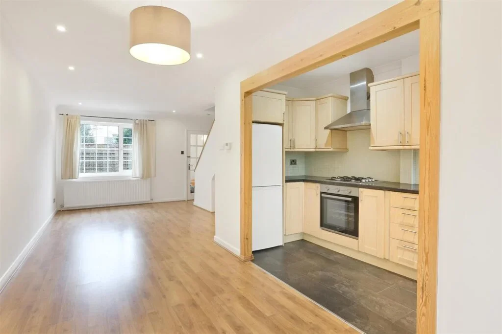 House Tapestry Close in Greater London