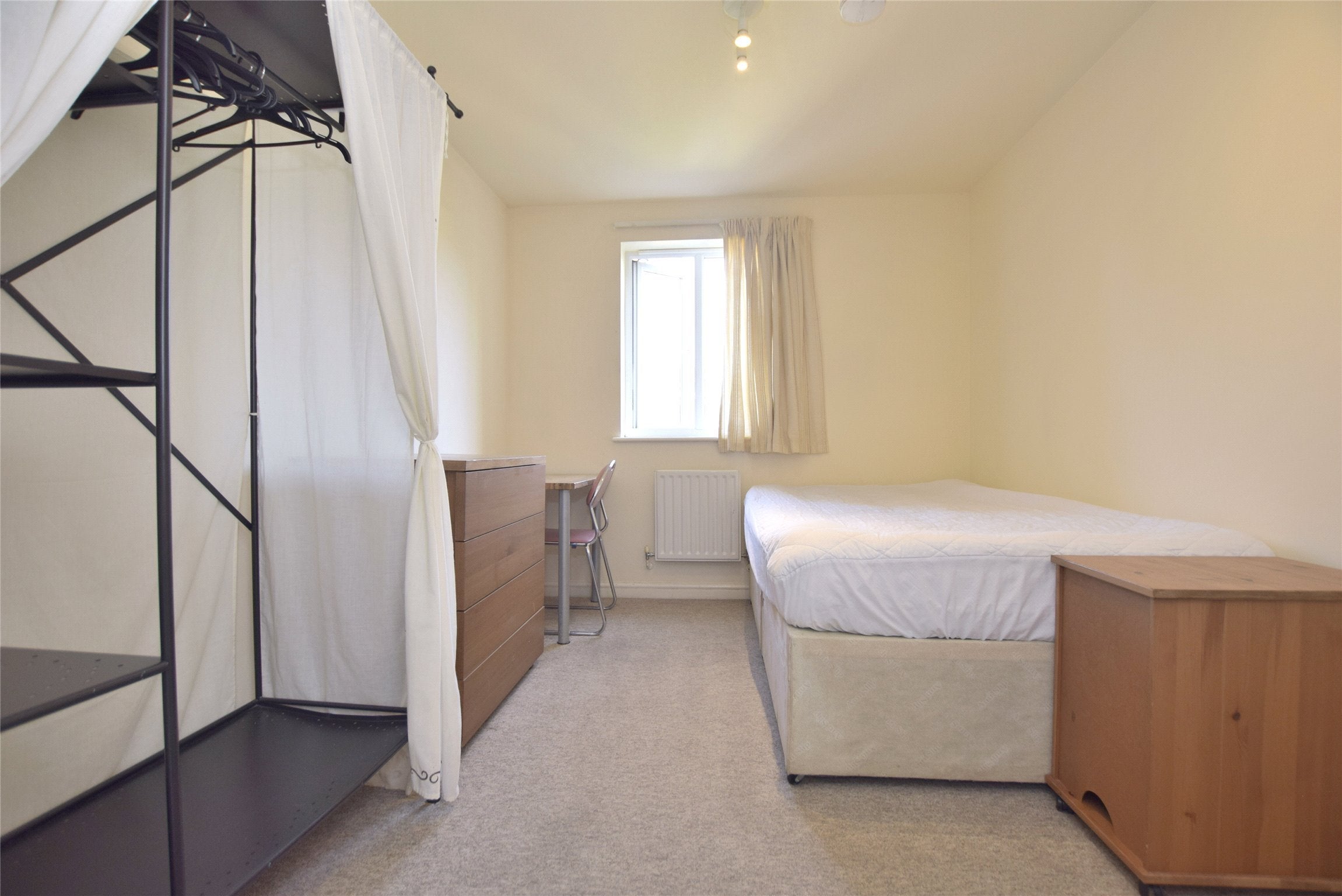 House Sheldons Court in Cheltenham