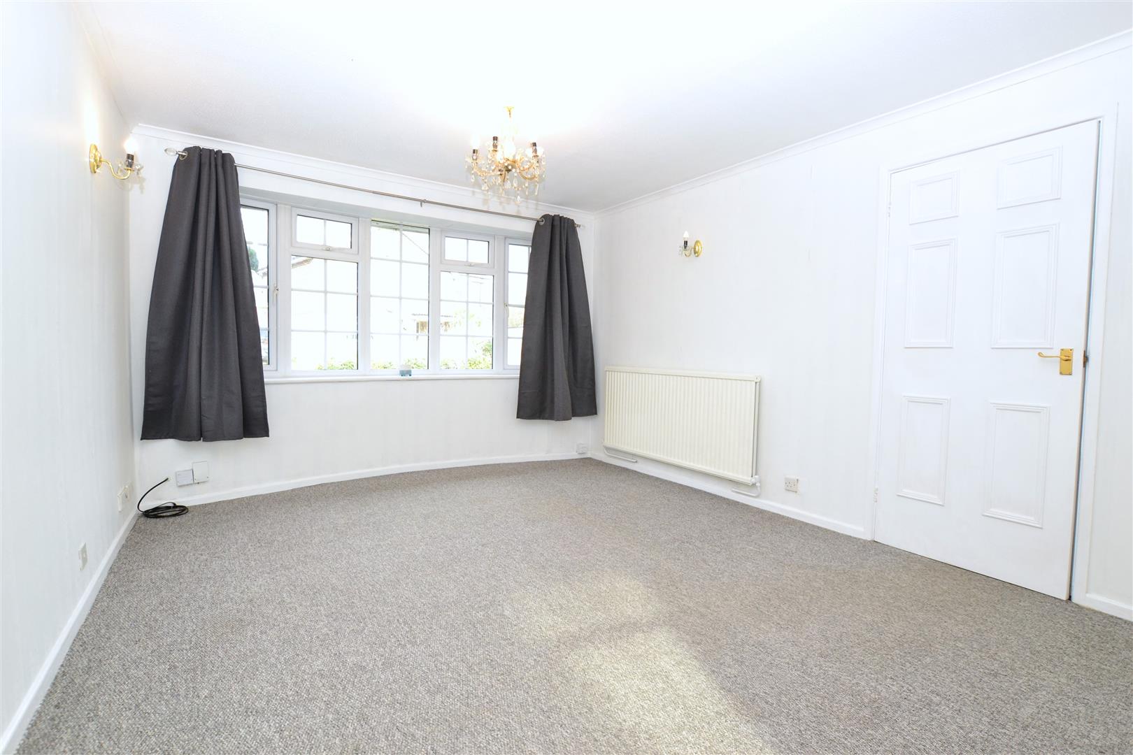House Kingsdown Close in Reading