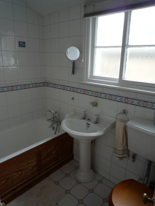 Room Croxted Road in Greater London