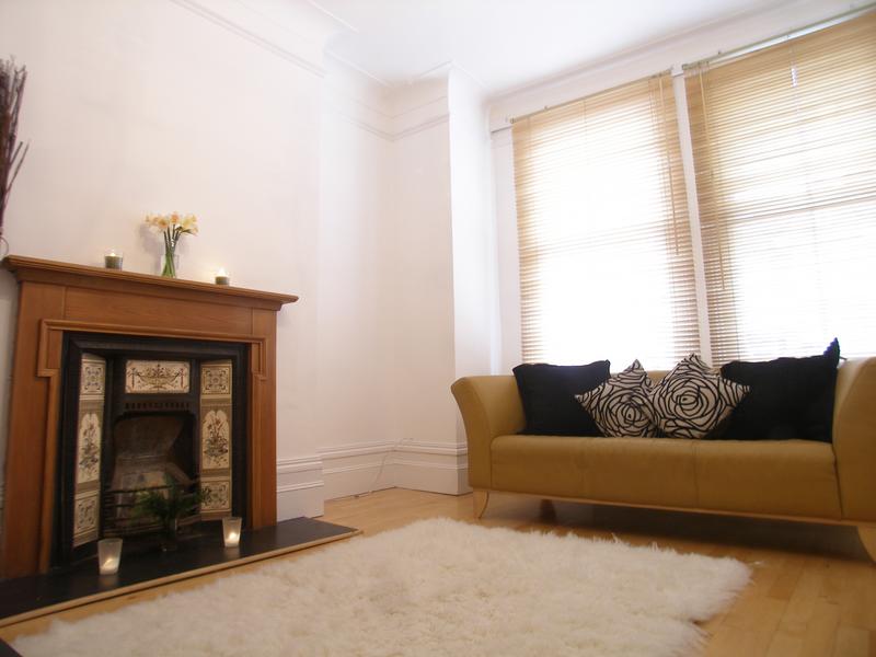 Room Croxted Road in Greater London