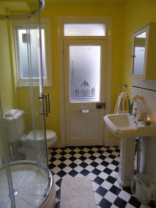 Room Croxted Road in Greater London