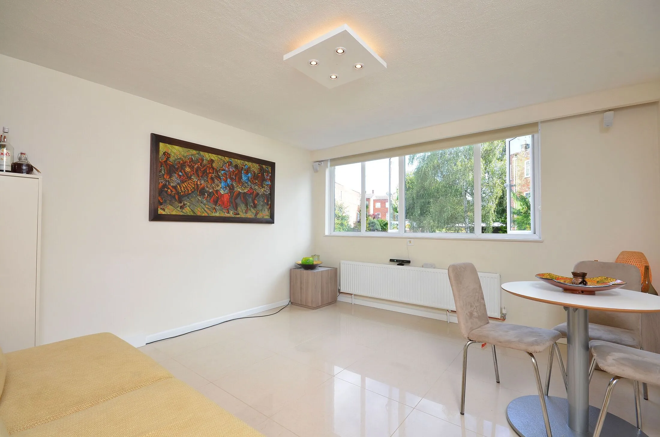 Flat Galsworthy Road in Greater London