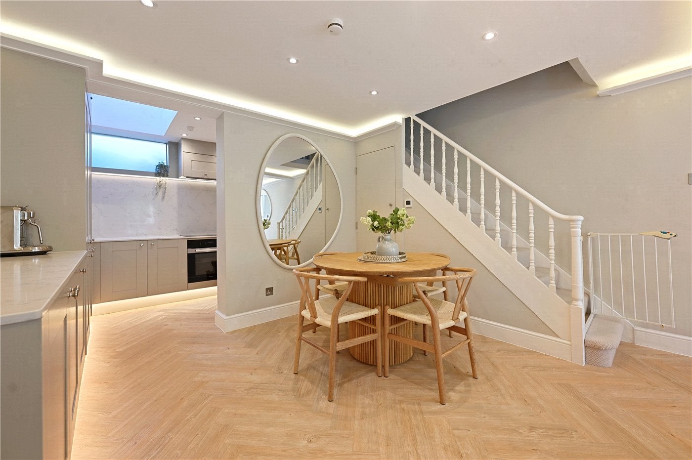 House Addison Place in Greater London