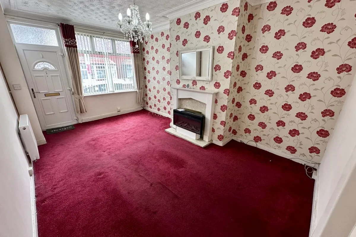 House Back Broughton Avenue in Leeds