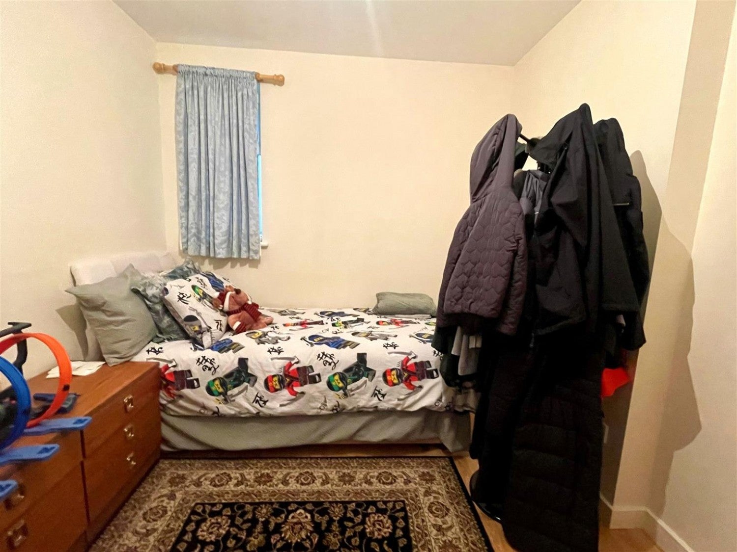 Flat Grosvenor Road in Rushmoor