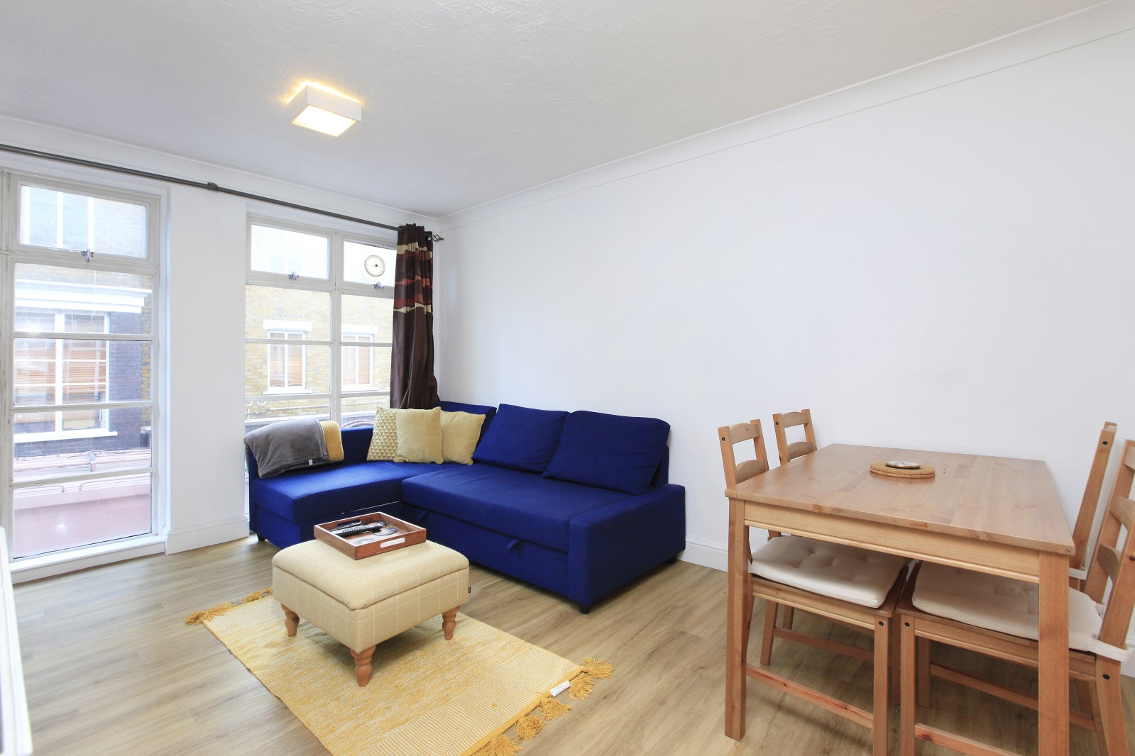 Flat Hillgate Place in Greater London