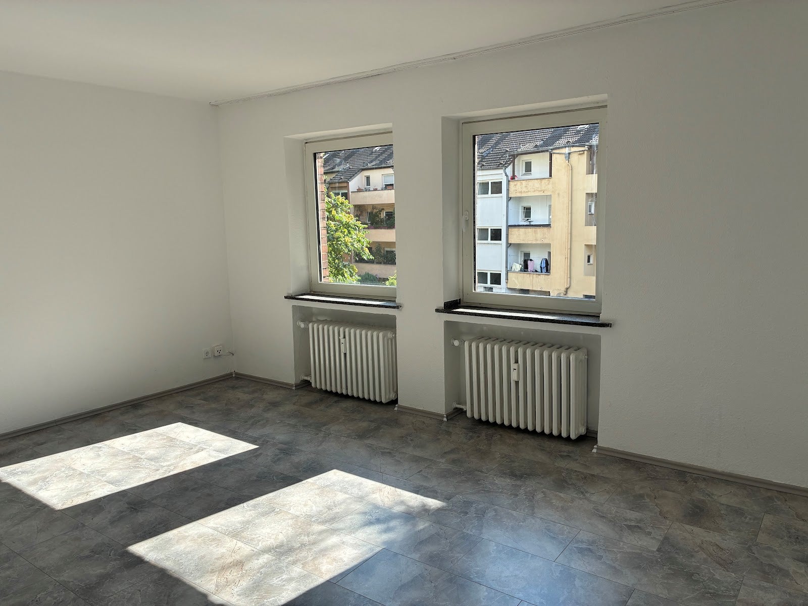 Wohnung Schlachtenstraße in Duisburg