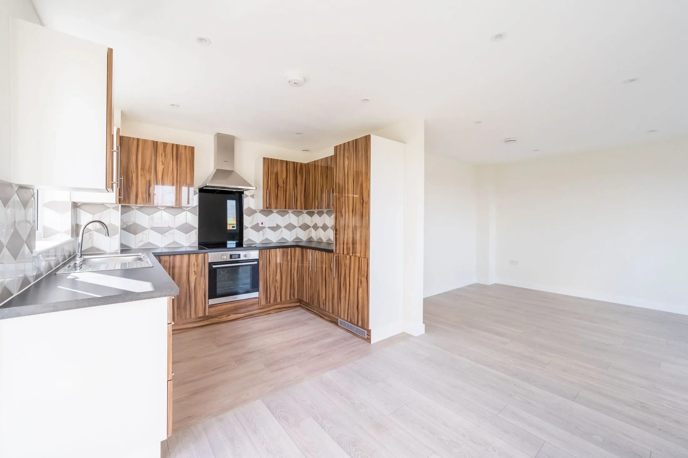 Flat Jesmond Close in Greater London