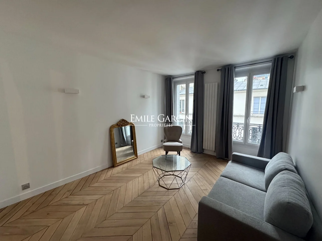 Flat Rue Bréa in Paris
