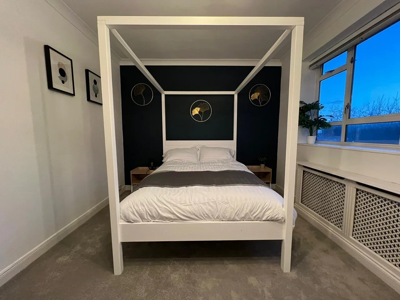 Room Churchill Gardens Road in City of Westminster