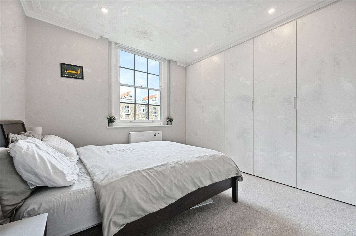 Flat Gloucester Gardens in City of Westminster