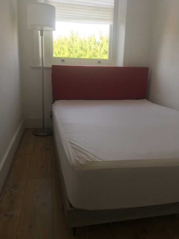 Room Penn Road in Greater London