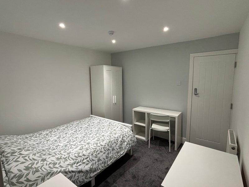 Room Moscow Drive in Liverpool