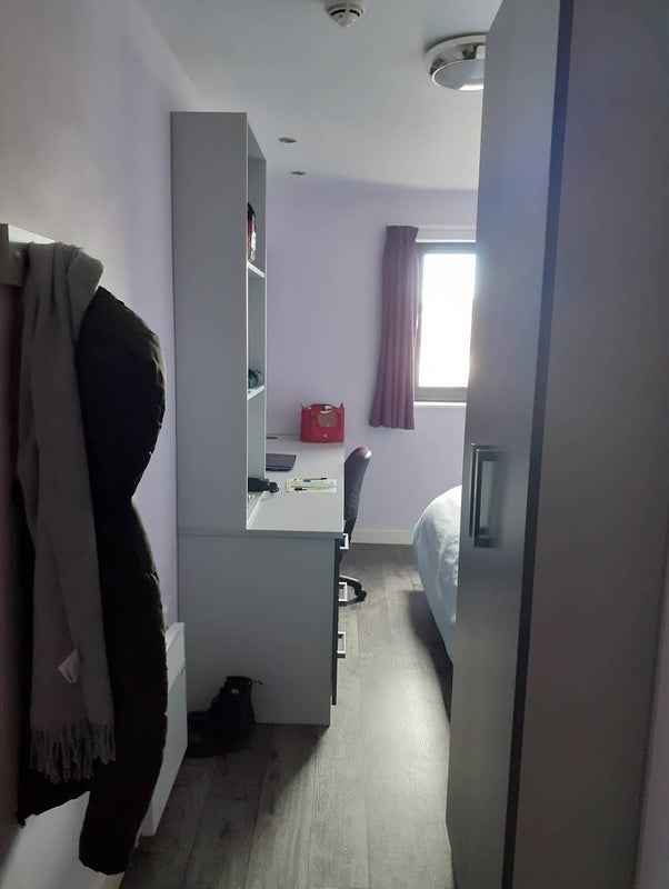 Room Beaverbank Place in City of Edinburgh