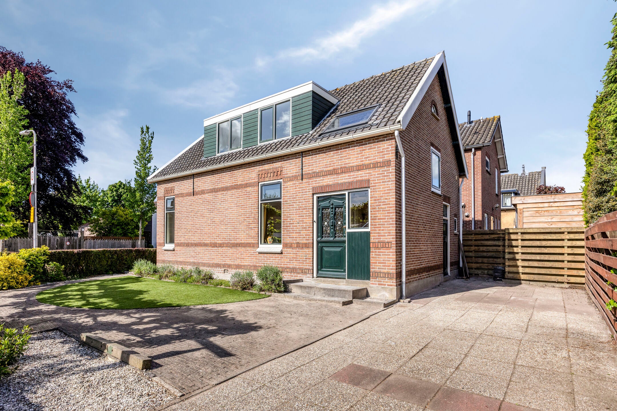 Vrijstaande woning te koop: Burgemeester van der Willigenstraat 18, Lekkerkerk