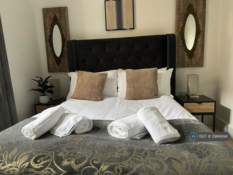 Room Kings Walk in Fenland District