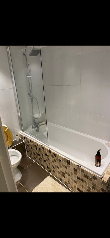 Room Huntly Gardens in Glasgow