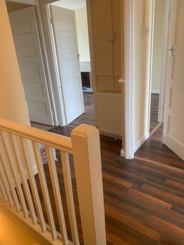 Flat Endeavour Road in Broxbourne