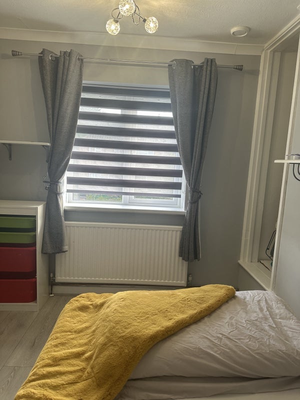 Room Brunel Road in Maidenhead