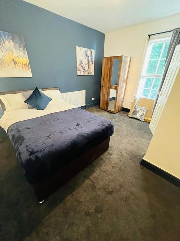 Room Clarkson Street in Ipswich