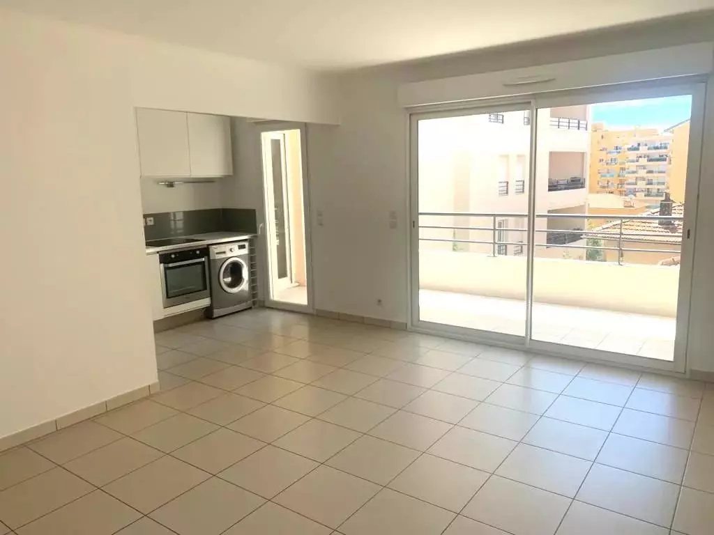 Appartement Rue des Martyrs de la Résistance à Beausoleil