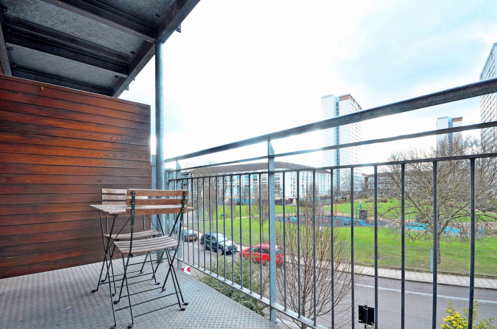 Flat Hunt Close in Greater London