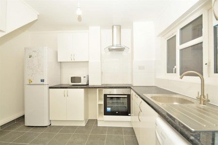 Flat New North Road in Greater London