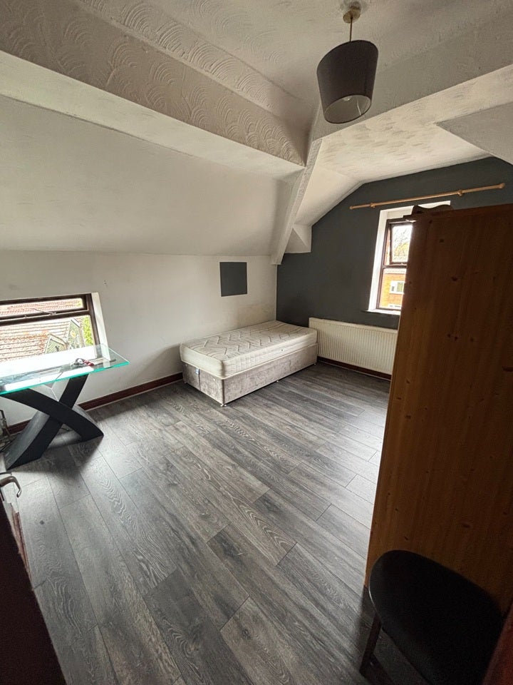Flat Manley Road in Manchester