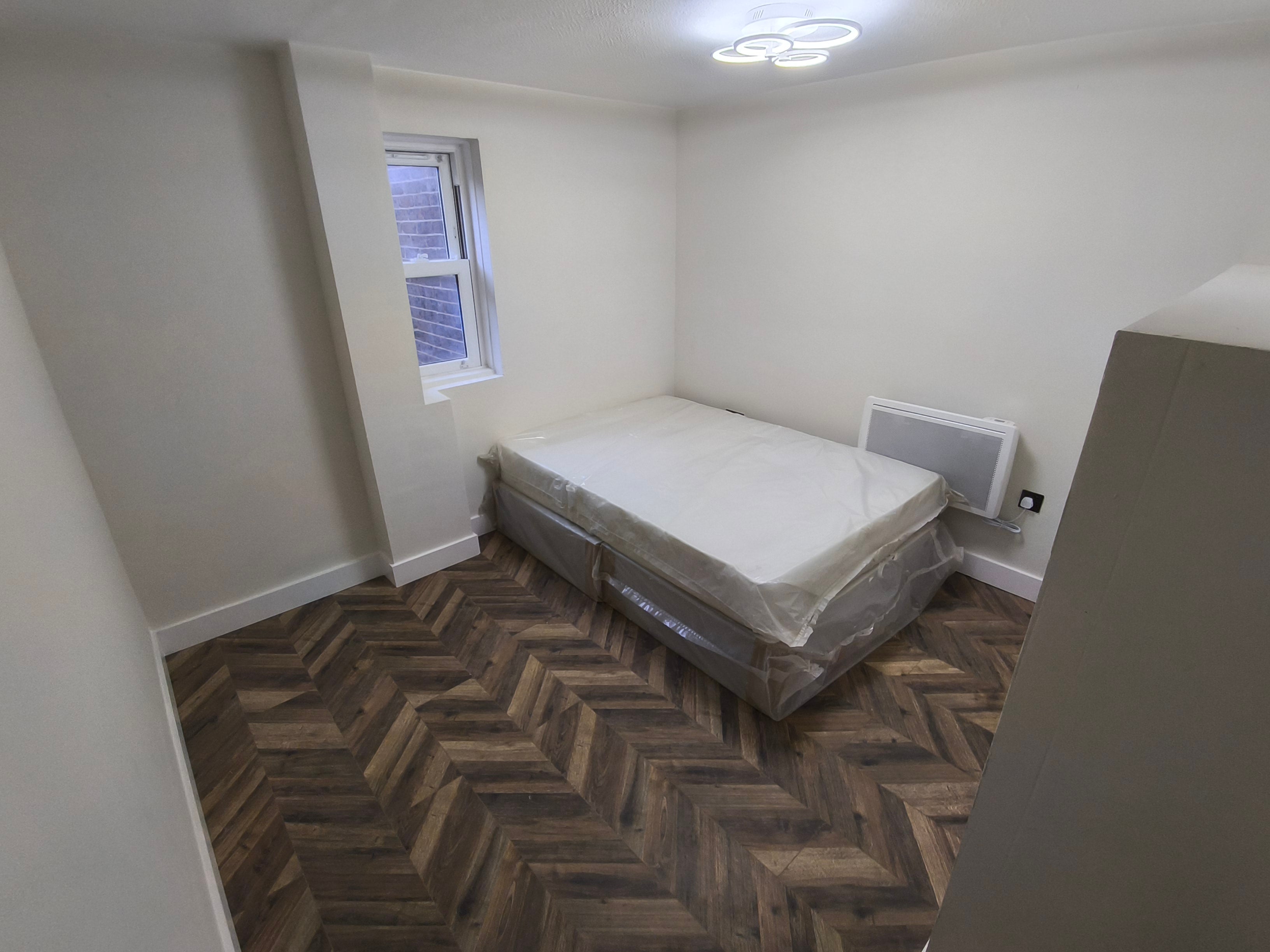 Flat Baldry Gardens in Greater London