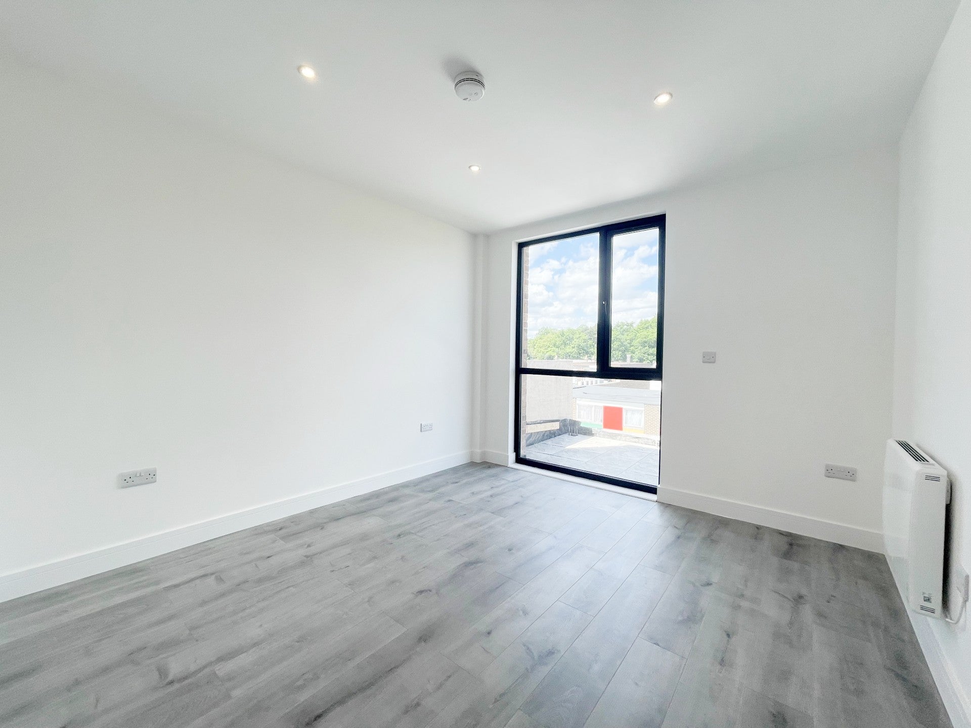 Flat Obelisk Way in Surrey Heath