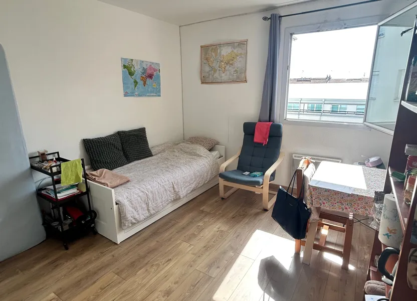 Flat Rue Santos Dumont in Lyon