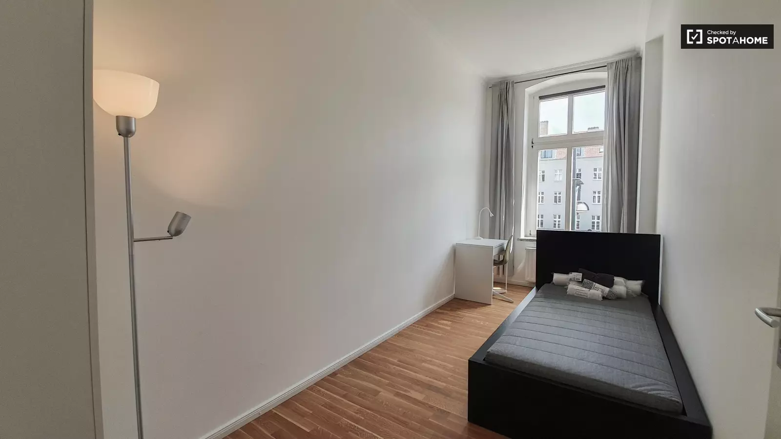 Wohnung Schönfließer Straße in Berlin