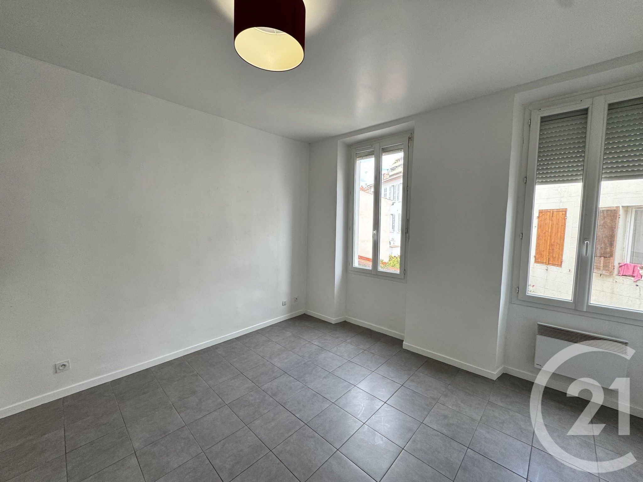 Appartement Avenue de Toulon à Marseille
